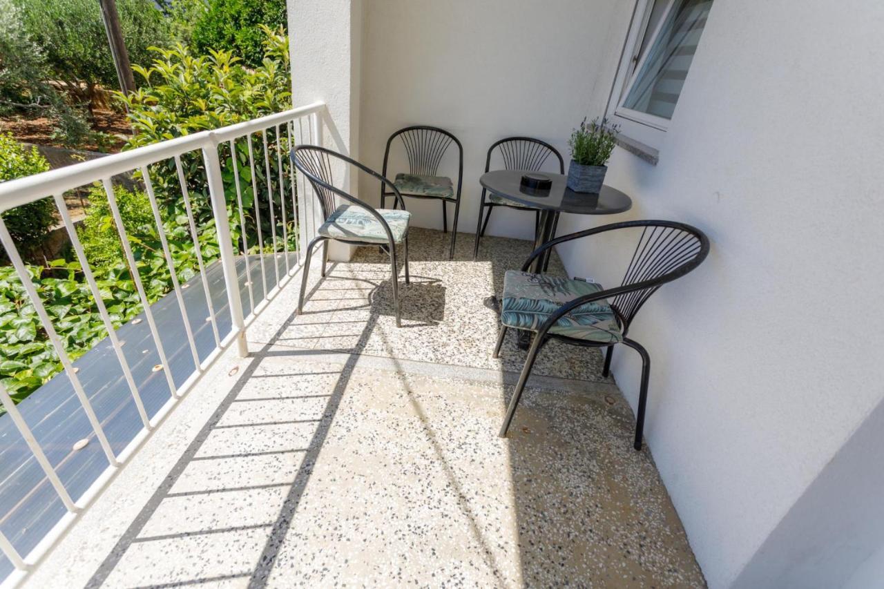 Apartman Laura Krk Town Extérieur photo
